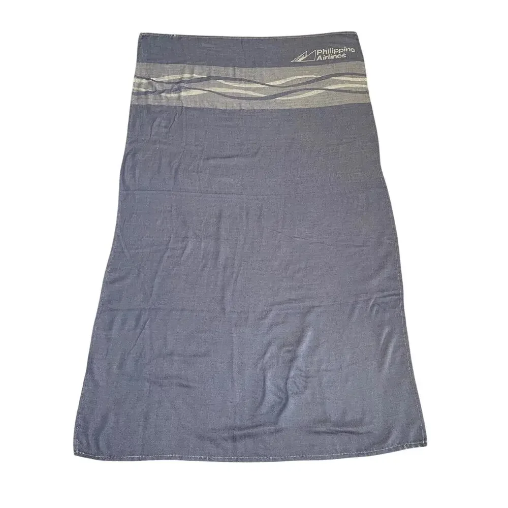 PHILIPPINO AIRLINES Economy 40 x 70‎ in. 100% Polyester Blanket Sealed